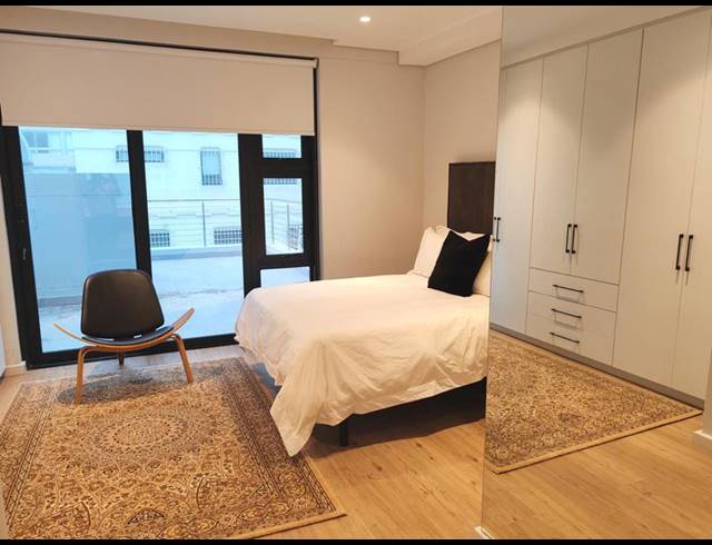 2 BEDROOM PROPERTY TO RENT IN SEA POINT